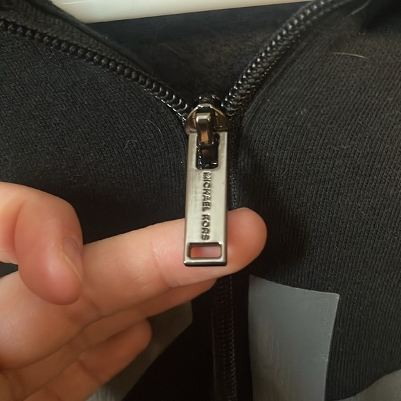 Men’s Michael Kors Quarter Zip Sweater - Picture 4 of 4